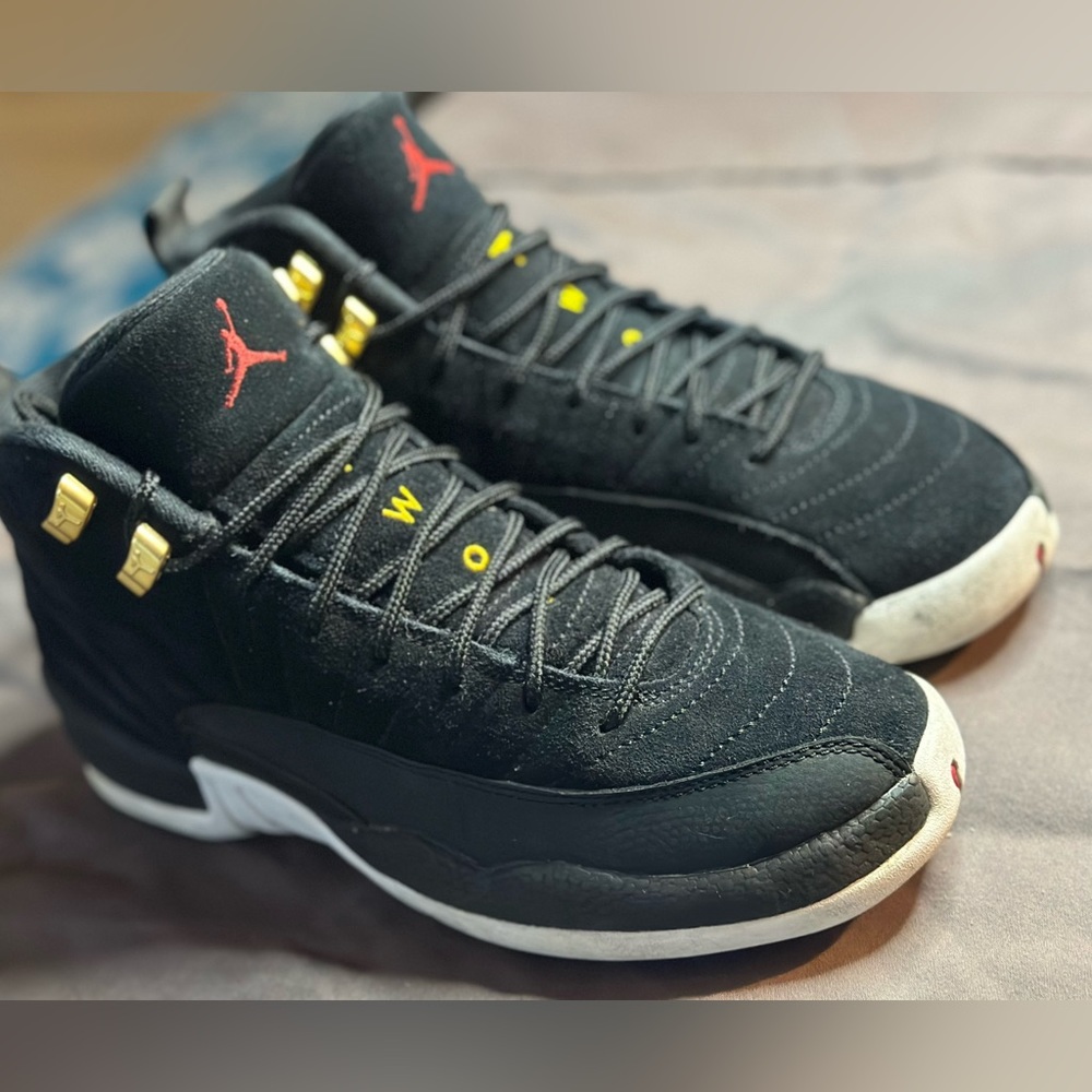 AIR JORDAN RETRO 12 GS “REVERSE TAXI” - WOMEN 7.5 / YOUTH 6 - only wore ONCE!!*